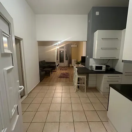 Golden Quarter Apartment Apartmán *